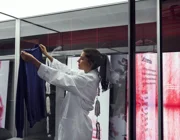 Cùng hưởng ứng chương trình “Thu gom quần áo cũ” của H&M nhé!