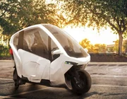Xe máy điện có cabin của Motorbox - Mẫu xe máy độc nhất tại Việt Nam