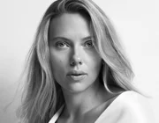 Scarlett Johansson ra mắt thương hiệu dưỡng da tối giản