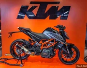KTM Duke 250 2022 thêm màu mới, giá không đổi