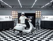 Justin Bieber và Vespa tiết lộ dòng sản phẩm hợp tác được mong đợi
