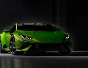 Lamborghini Huracan Tecnica ra mắt, mạnh 631 mã lực
