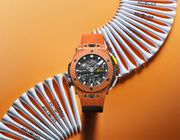Big Bang Unico Golf Orange Carbon: Tinh thần luôn cầu tiến của Hublot