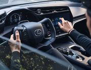 Lexus nối bước Tesla với vô lăng chữ nhật cho dòng RZ 450e