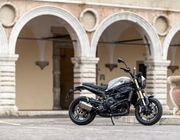 Benelli Leoncino 800, Leoncino 800 Trail 2022 ra mắt màu sơn mới