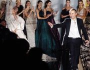 Elie Saab "Phù thủy váy cưới" đến Ngô Thanh Vân, Son Ye Jin cũng phải mê
