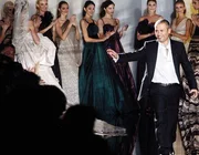 Elie Saab "Phù thủy váy cưới" đến Ngô Thanh Vân, Son Ye Jin cũng phải mê