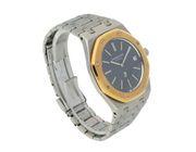 Chiếc đồng hồ Audemars Piguet Royal Oak thuộc sở hữu của Gerald Genta được bán với giá kỷ lục 2,13 triệu USD