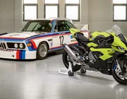 BMW Motorrad kỷ niệm 50 năm bằng phiên bản M1000RR 50 Years M