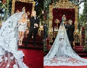 Lễ cưới của Kourtney Kardashian với Travis: Xu hướng váy cưới siêu nhỏ