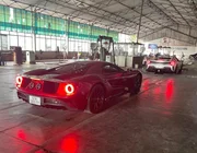 Bộ đôi Ferrari 488 Pista Spider và Ford GT được ra biển trắng