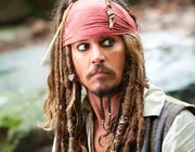 Disney ngỏ ý muốn đưa Johnny Depp trở lại vai diễn thuyền trưởng Jack Sparrow trong một thoả thuận 301 triệu USD