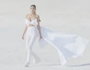 Jacquemus - Fall Winter 2022/2023: Bản giao hưởng trong sắc trắng