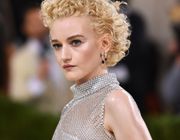 Ngôi sao của “Inventing Anna” được mời vào vai diễn Madonna