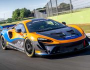 McLaren Artura GT4: Tân binh sáng giá của đội xe đua chuyên nghiệp