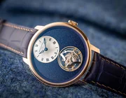 Đồng hồ Arnold & Son Ultrathin Tourbillon: Nét chấm phá độc đáo