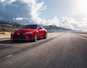 Lexus IS 500 F Sport Performance ra mắt tại Nhật Bản với động cơ V8