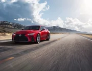 Lexus IS 500 F Sport Performance ra mắt tại Nhật Bản với động cơ V8