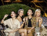 Tiên Nguyễn, Châu Bùi tại sự kiện ra mắt BST TB Summer Monogram ở Singapore