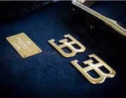 Bugatti dùng vàng 24K trang trí siêu xe