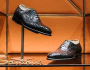 Thương hiệu giày thủ công Santoni của Ý lần đầu tiên có mặt tại Hà Nội