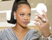 Rihanna hiện là nữ tỷ phú tự thân trẻ nhất nước Mỹ