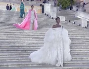 Valentino - Haute Couture Fall Winter 2022/2023: Khởi nguồn mới