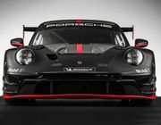 Porsche ra mắt 911 GT3 R 2023