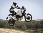Trải nghiệm cầm lái Ducati DesertX