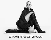 Kim Kardashian là gương mặt mới nhất của Stuart Weitzman