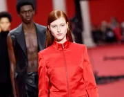BST Ferragamo Xuân/Hè 2023: Màn chào sân đẹp mắt từ Maximilian Davis