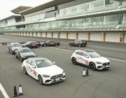 Mercedes-Benz Driving Festival 2022 trải nghiệm trên đường đua F1