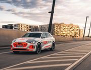Audi E-Tron phiên bản nâng cấp được giới thiệu bản xem trước