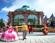 Tết đến Bà Nà Hills xem "Show xe" cổ độc nhất vô nhị