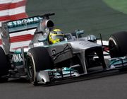 Bán đấu giá Mercedes-AMG Petronas F1 đầu tiên của Lewis Hamilton