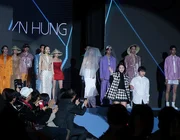 Show TRAN HUNG Xuân Hè 2024 diễn ra tại Gangnam Fashion Festa 2023