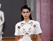 Bộ sưu tập Ready-to-Wear Valentino Xuân Hè 2024 chủ nghĩa nữ quyền