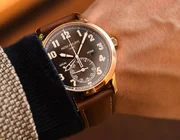 Khám phá mẫu đồng hồ Patek Philippe Calatrava Pilot Travel Time 5524R