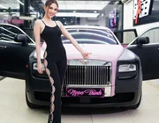Bộ sưu tập siêu xe tiền tỷ của Ngọc Trinh mà ai cũng thèm muốn
