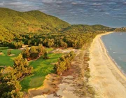Hai sân golf miền Trung lọt Top 100 khu nghỉ dưỡng golf hàng đầu thế giới