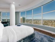 Ngôi sao nhạc Pop Rihanna tậu căn penthouse trị giá 21 triệu USD