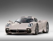 Siêu xe Pagani Utopia hơn 2 triệu USD đầu tiên được bàn giao cho khách hàng