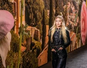 BST Chanel Xuân-Hè 2024: Vườn hoa đầy sức sống của Virginie Viard