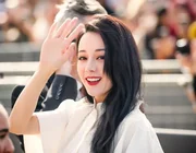 Địch Lệ Nhiệt Ba trở thành người phát ngôn toàn cầu của Dior