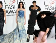 CFDA 2023: Anne Hathaway diện denim chiếm "spolight"