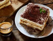 Bánh Tiramisu: Trải nghiệm món tráng miệng Ý ngon khó quên