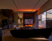 Căn hộ duplex lấy cảm hứng từ bầu trời đầy sao