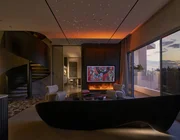 Căn hộ duplex lấy cảm hứng từ bầu trời đầy sao