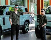 Chi hơn 15 tỷ tậu 2 chiếc Land Rover Defender 75th Limited Edition cực hiếm ở Việt Nam