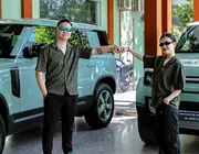 Chi hơn 15 tỷ tậu 2 chiếc Land Rover Defender 75th Limited Edition cực hiếm ở Việt Nam
